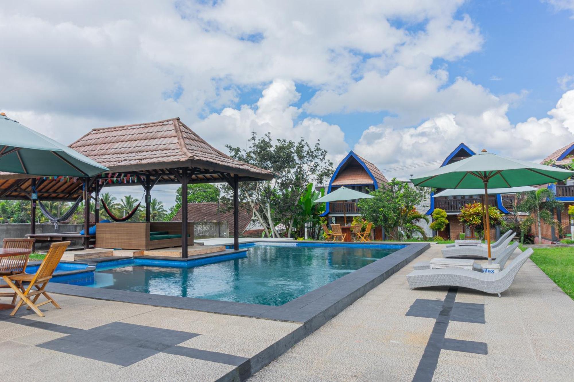 Green Orry Inn เตเตบาตู ภายนอก รูปภาพ