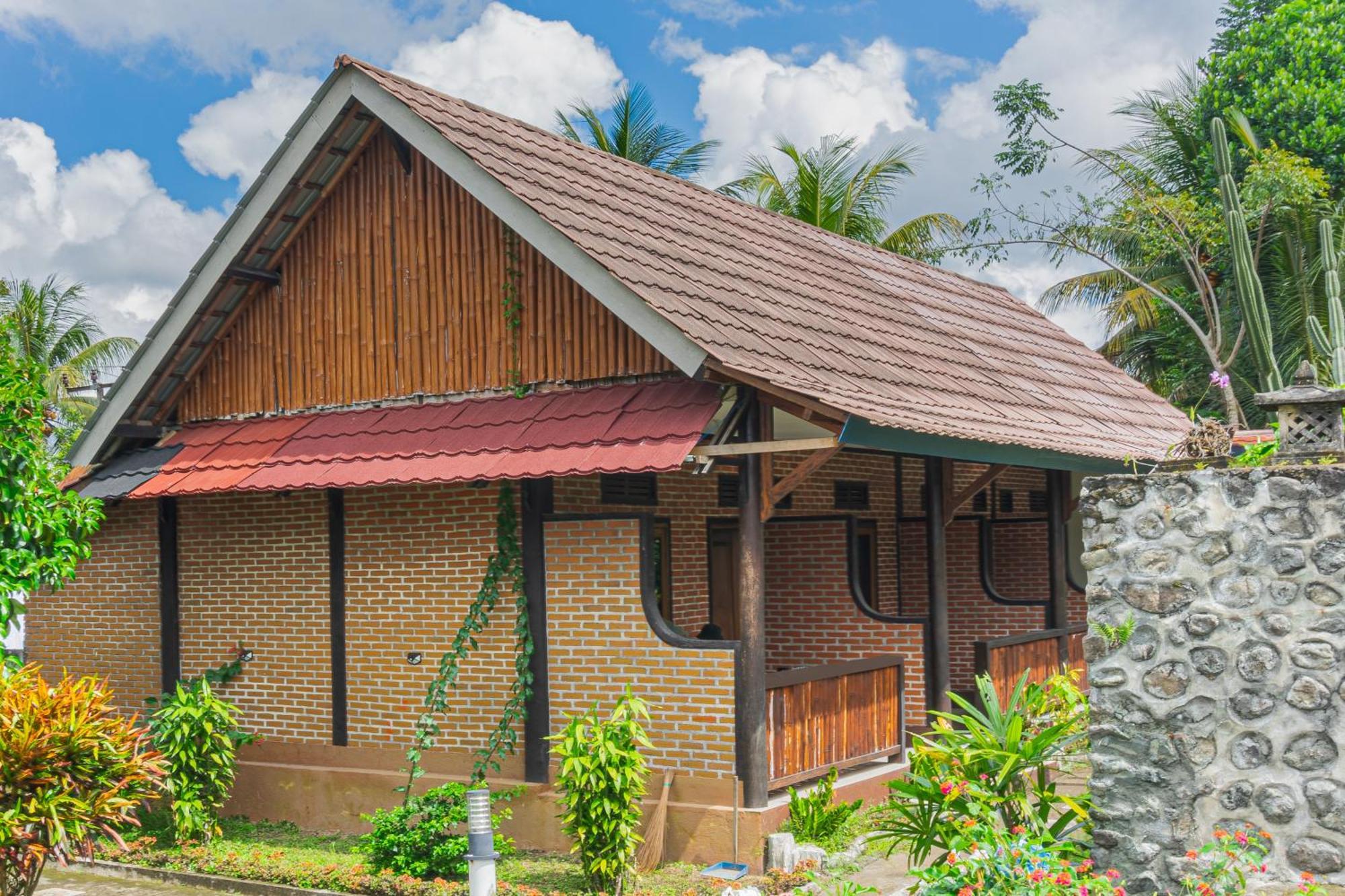 Green Orry Inn เตเตบาตู ภายนอก รูปภาพ
