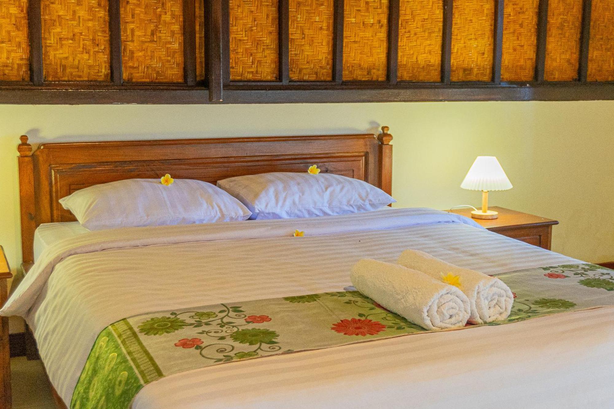 Green Orry Inn เตเตบาตู ภายนอก รูปภาพ
